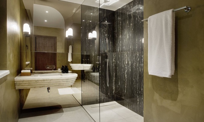 Sector 1 Apartment | Discover the Pet-Friendly Luxury Suite at FIND