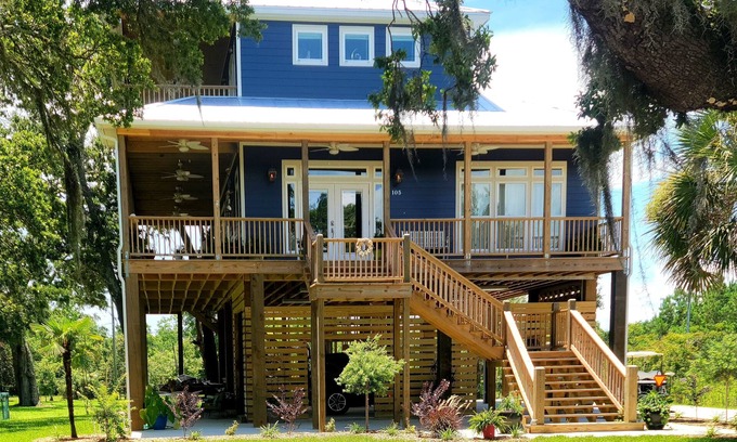 Pass Christian Apartment | Beach View Penthouse with Oceanfront Amenities & Special Offers