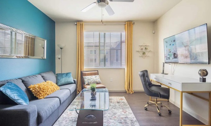 Camarillo Apartment | Elegant Suite with King Bed, Wi-Fi and Pool Access