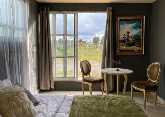Apizaco House | Elegant Suite with Kid-Friendly Amenities and Great Reviews