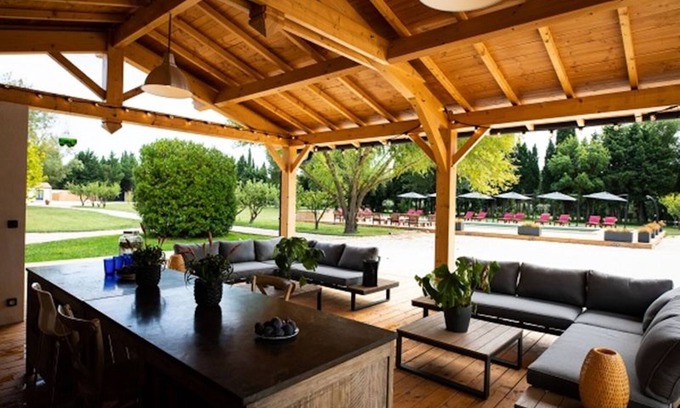 Paluds de Noves House | Elegant Suite with Terrace, Private Pool & Jacuzzi Retreat