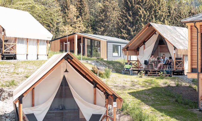 Kotschach-Mauthen Ski Chalet | Unique Safari Tent Experience for Families and Pets