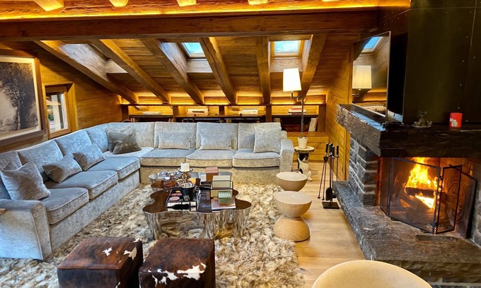 Saanen Apartment | Exclusive Top Floor Chalet Apartment with Private Pool