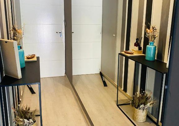 Junin Apartment | Unforgettable Stay at Luxury Two with Breakfast & Family Fun