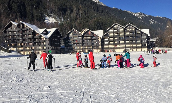 Chamonix City Centre Apartment | Top-Rated Two-Room Apartment Near Ski Slopes with WIFI