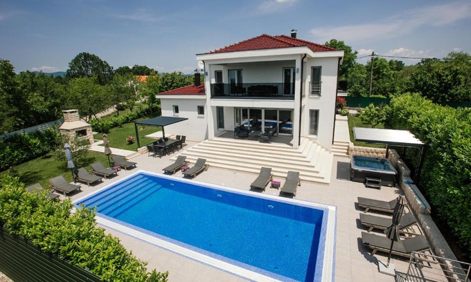 Gornja Glavina Villa | Unforgettable Two Villa Retreat with Oceanfront Views