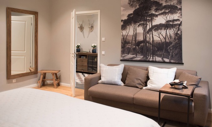 Friedeburg Apartment | Pet-Friendly Retreat: Luxury Apartment Tom Brok in Karl-Georgs-Forst