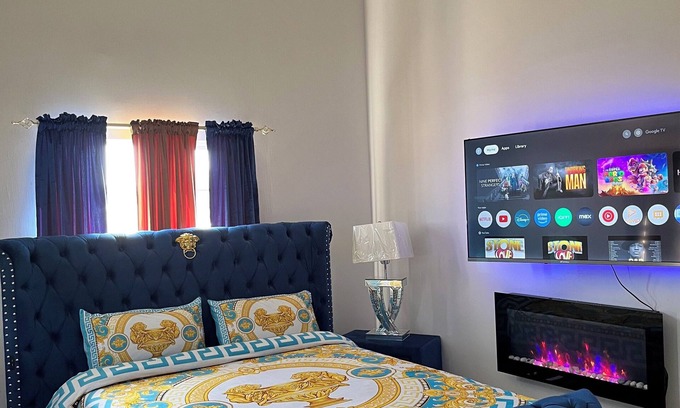 Portmore House | Luxury Versace-Inspired Stay in Portmore – Stylish & Comfortable 2 Bedrooms