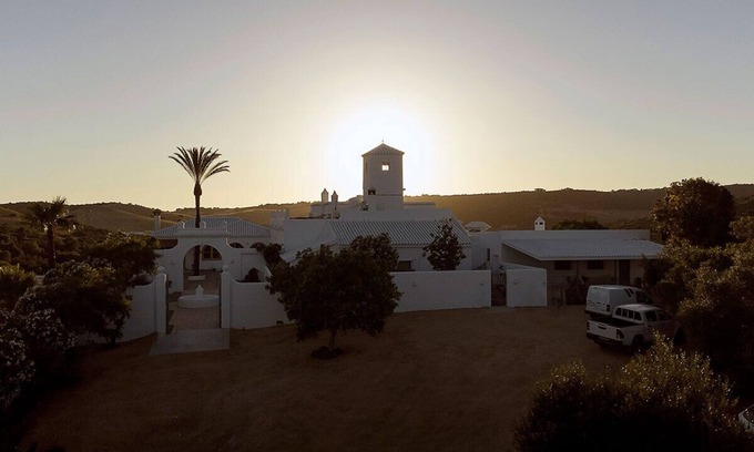 Conil de la Frontera Villa | Cozy RURAL HOUSE CÁDIZ PLAYA - Oceanfront Retreat in Conil