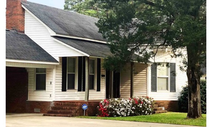 Winnsboro House | Premier Victorian Home: King Suite with Ocean View & Pool