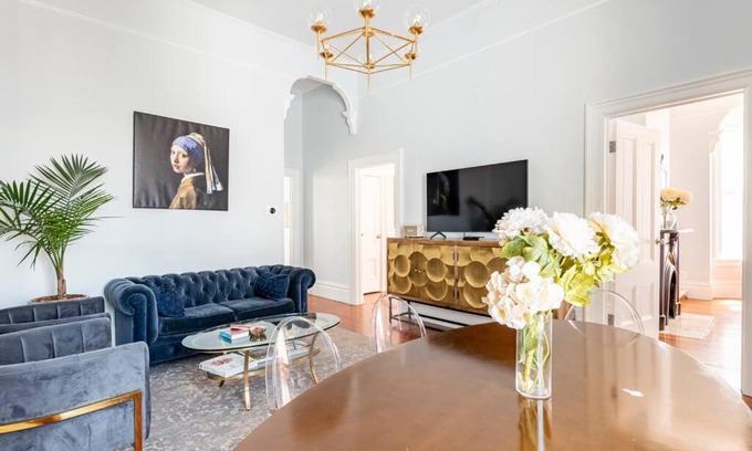 Prescott House | Elegant Victorian Retreat Near SF with Private Parking
