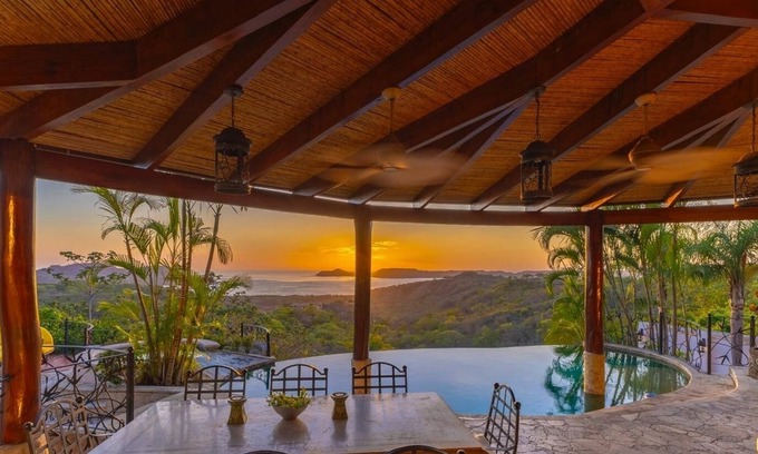 Panama Beach Villa | Exquisite Oceanfront Villa in Playa Panama, Costa Rica