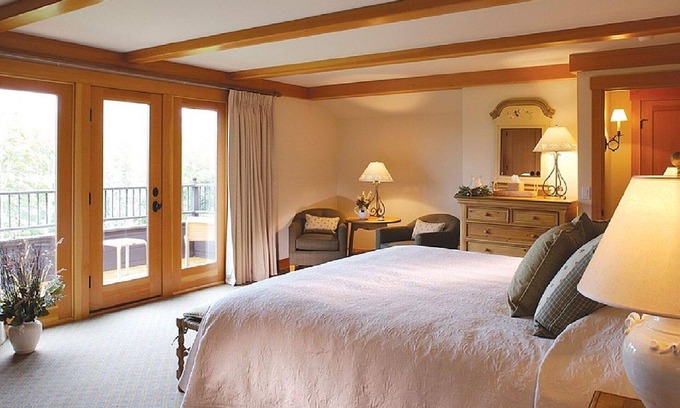 Moscow Villa | Top-Rated Villa at Trapp Family Lodge in Stowe, Vermont
