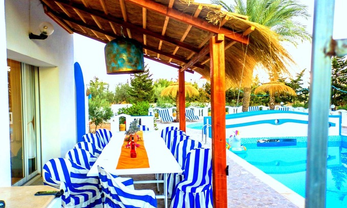 Aghir Villa | Oceanfront Villa Vila with Pool and Spa for Your Getaway