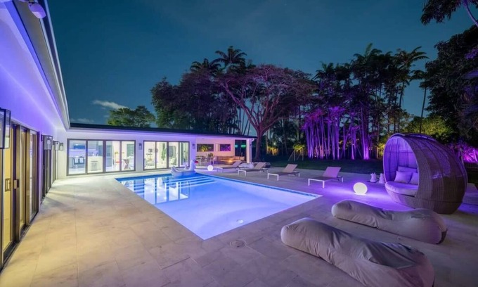 North Miami House | Exquisite Villa Azure with Pool, 20 Minutes to Beach