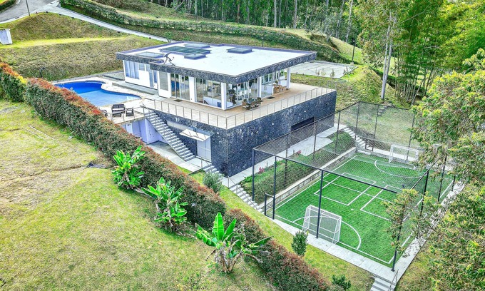El Penol Villa | Luxury Villa, El Peñol de Guatapé (All Inclusive!)