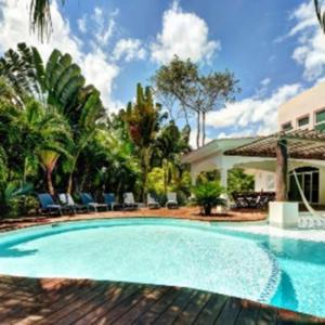 Playacar Fase II Villa | Elegant Villa in Playacar with Ocean View & Pool Access