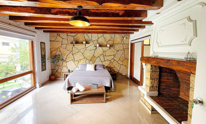 La Florida Villa | Elegant Villa in Provenza with Private Pool and Spa