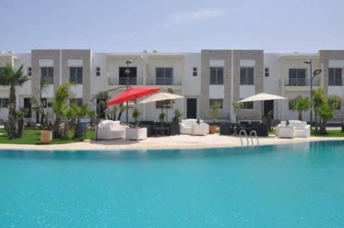 Lamharza Essahel Villa | Elegant Villa at Sidi Rahal - Family-Friendly with Pool