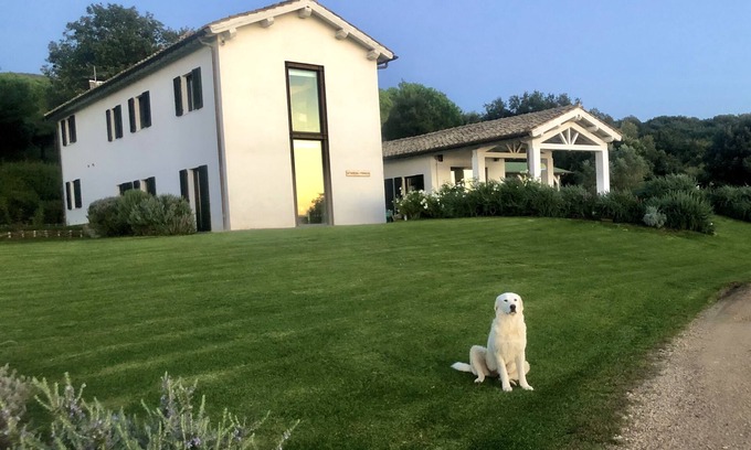 Capalbio Cottage | Elegant Villa in Tuscany with Ocean View and Pool Access