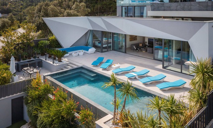 Cove Tri Zala (Zrnovo) Villa | Elegant Villa Korcula Diamond with Private Pool & Family Amenities