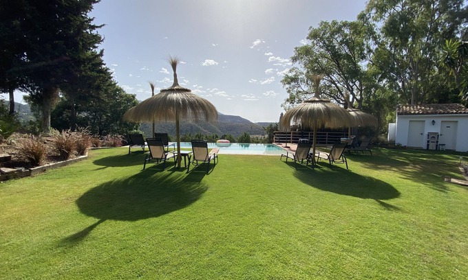 El Madronal Villa | Villa Lampara: Breathtaking Views & Infinity Pool Escape