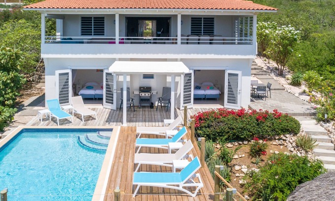 St. Marie Villa | Experience "Lions Cliff": Oceanfront Villa with Spectacular Views