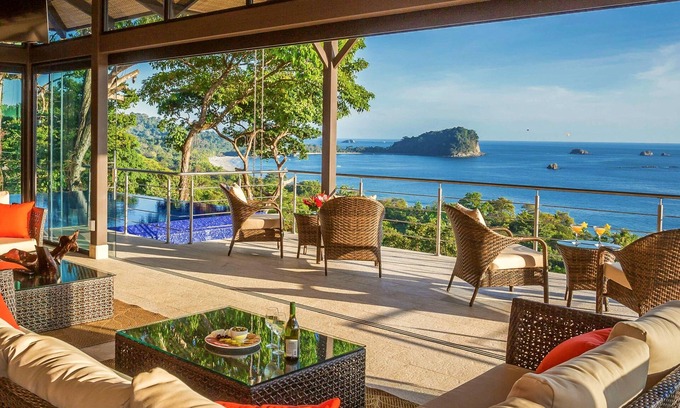 Manuel Antonio Villa | Ideal Villa with Ocean Views and Gourmet Chef for Groups