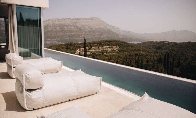 Zrnovo Villa | Luxury Villa Morello Korcula 2 with heated pool, gym, sauna