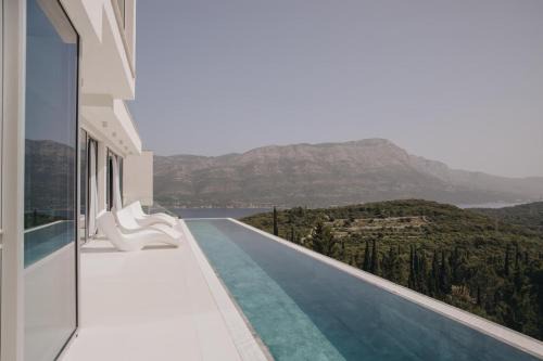 Zrnovo Villa | Elegant Villa Morello Korcula with Pool, Gym & Ocean Views
