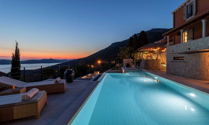 Brsecine Villa | Premier Villa New World with Pool - 10/10 Guest Rating