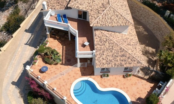 Altea la Vella Villa | Luxury villa with heated swimming pool and fantastic view over the sea and the mountains
