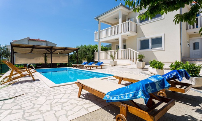 Kastel Sucurac Villa | Elegant Villa with Pool, Gym & Ocean View - Rated 10/10