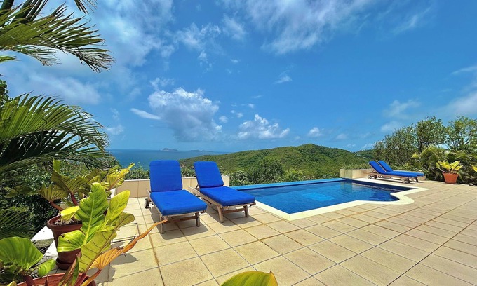 Spring Estate Villa | Luxury villa with stunning views in Spring Estate