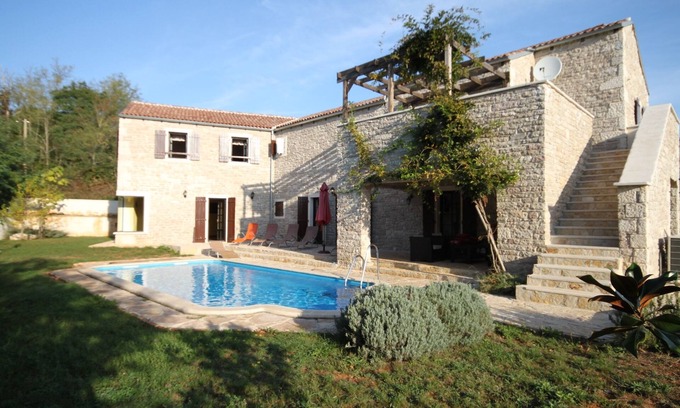 Kircija House | Elegant Villa with Pool in Central Istria, Pet Friendly