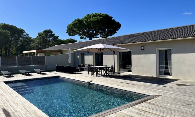 Biguglia House | Seafront Villa with Heated Pool - Guest Rated 10/10