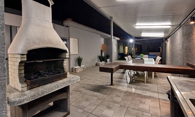 Safed Villa | Elegant Villa with Heated Pool in Zfat for Memorable Stays