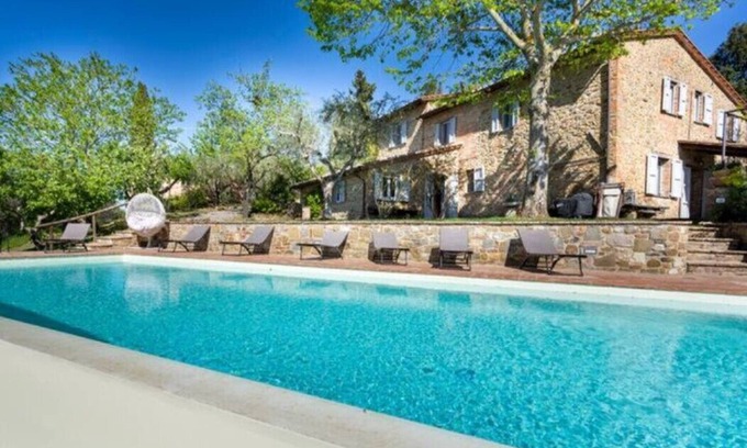 Paciano Villa | Charming Villa with Pool & Ocean Views at Fontanaro Property