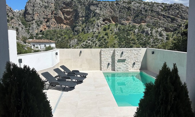 Montejaque Villa | Elegant Villa with Private Pool in Montejaque, Ronda