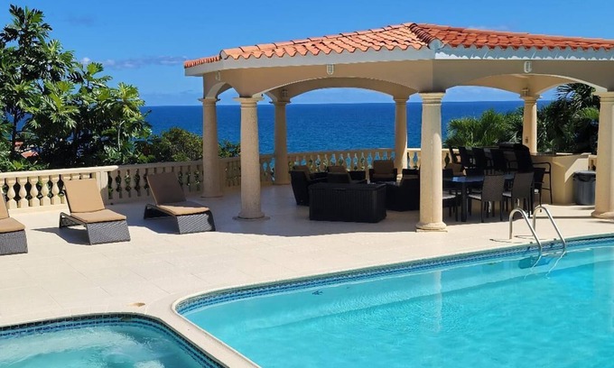 Candelero Abajo Villa | Exclusive Oceanfront Villa in Palmas - Rated 9.8 by Guests