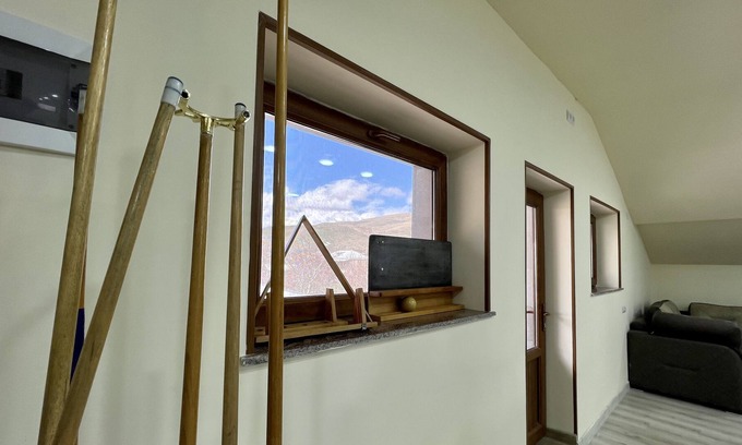 Abovyan Villa | Indulgent Villas with Pool and Family-Friendly Amenities