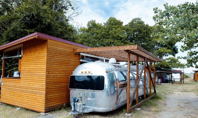 Kiten Other | Retro Airstream RV: Guest Rated 10/10 with Ocean View