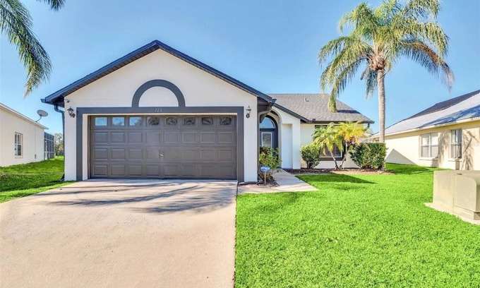 Bridgewater Crossing Villa | Unforgettable Waterview Pool Home Near Disney, Rated 10/10
