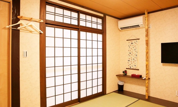Shimogyo House | Top-Rated Nishioji Stay with Free Wifi & Family Amenities