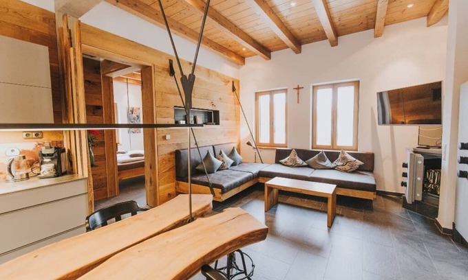 Schwarzach b. Nabburg Apartment | Elegant Chalet by the River Schwarzach with Spa & Ocean Views