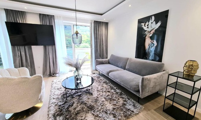 Merl Apartment | Scenic "Mila" Apartment with Mosel Views and Garage Access
