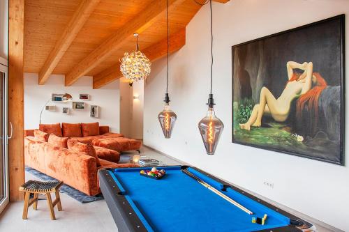 Inzlingen Apartment | Stylish Loft with Home Theater and Pet-Friendly Amenities