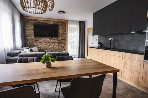 Bila Apartment | Relaxing Family Retreat at Luxusní Apartmán Domovjanka