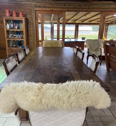 Urupema House | Relax at Luz da Lua: Pet-Friendly Retreat with Pool