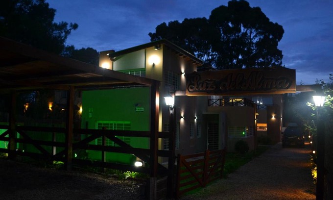 Las Gaviotas Cabin | Cozy Luz Del Alma: Pet-Friendly Retreat for Families
